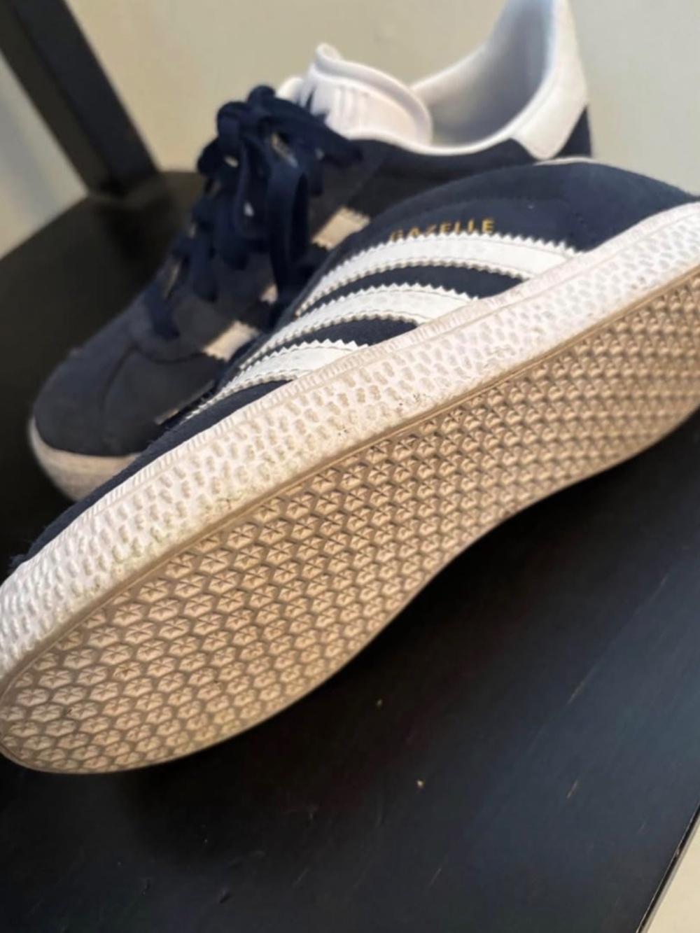 BOYS ADIDAS SIZE 2 - Picture 3 of 3